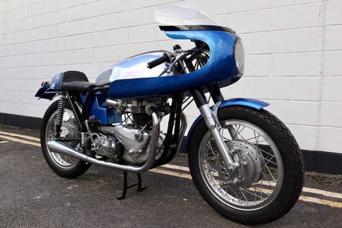 1971 Triton 650cc Classic Cafe Racer - Pre Unit T120 Engine For Sale