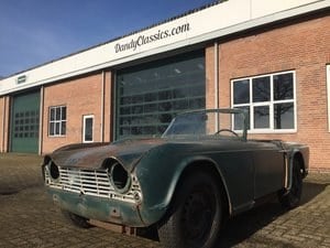 1964 Triumph TR4 for restoration For Sale