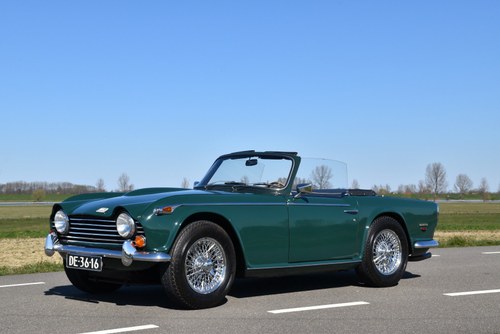 1968 Triumph TR250 in Racing Green For Sale
