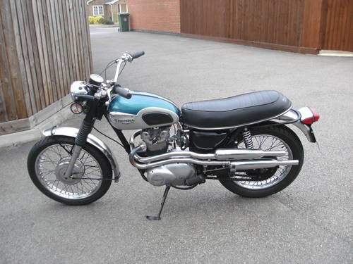 1968 TRIUMPH T100C 500cc  MOTORCYCLE SOLD
