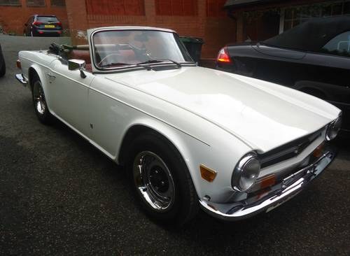 1974 Superb TR6 white/red leather SOLD VENDUTO