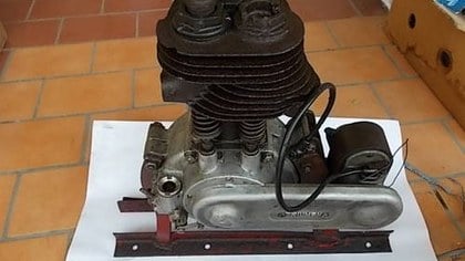Engine Triumph mono cylinder for motorbike