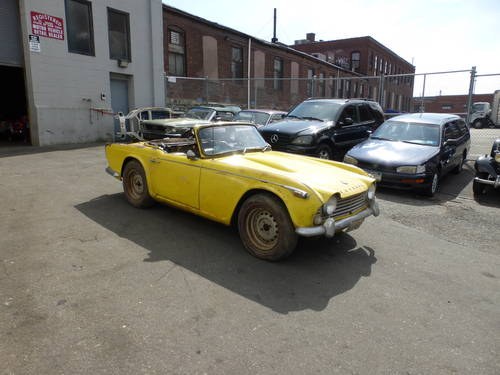 1966 1967 Triumph TR4A IRS Running Engine to Restore - For Sale