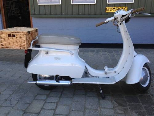 Scooter Triumph Tina 100cc twist and go from 1965  SOLD