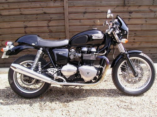 2007 Triumph Thruxton 865 Carb Model (8700 miles,Sports Exhausts) SOLD