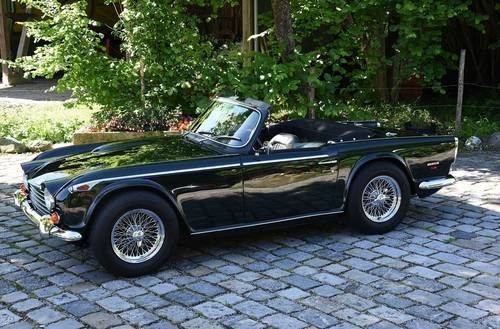 1968 Triumph TR 250 – Roadster For Sale