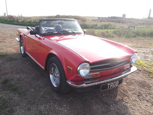TR6 1975 PIMENTO RED WITH BLACK INTERIOR For Sale