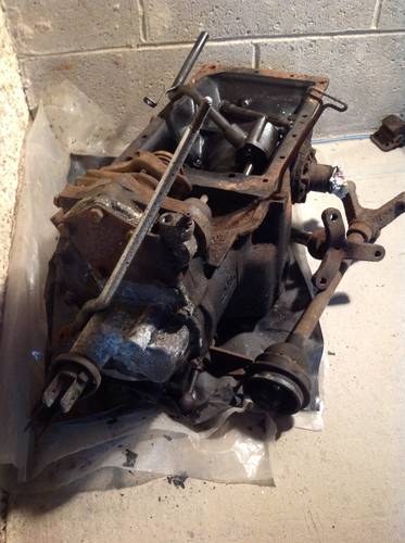 Triumph 1300 FWD gearbox and other parts In vendita