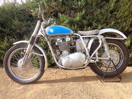 1940 Triumph 500 trial of the 40s. For Sale