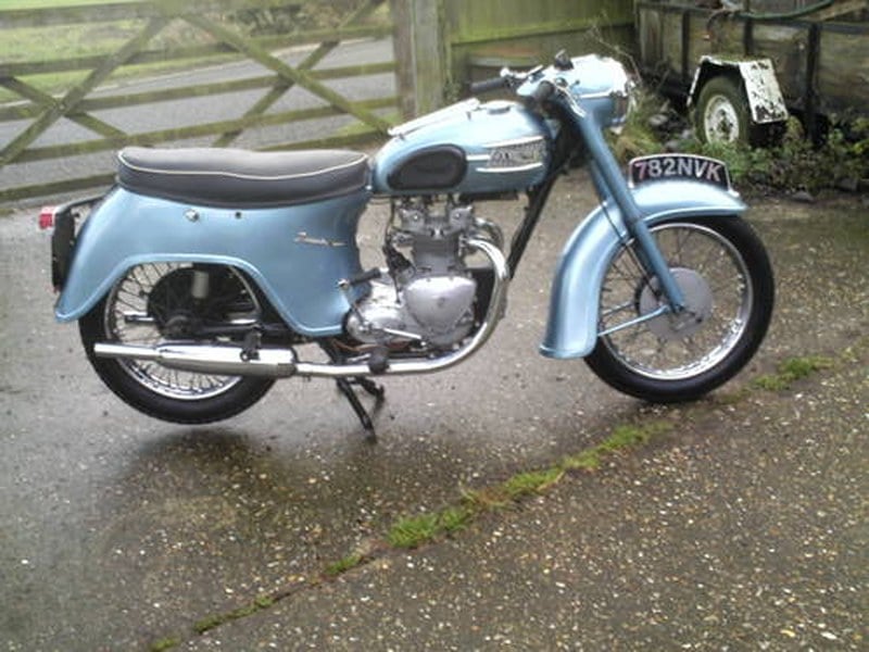 TRIUMPH 3TA 350CC