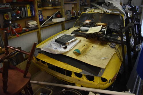 Lot 109 - A Triumph Stag restoration project - 11/02/18 For Sale by Auction