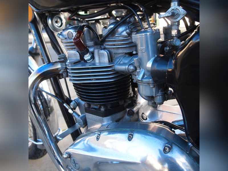 T140 V 750cc Bonneville, Genuine UK Bike.