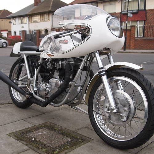 1969 Street Metisse Rickman TR6 750cc. Converted. VENDIDO