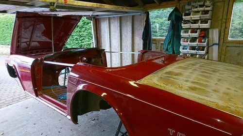 1975 Triumph TR6 body shell In vendita