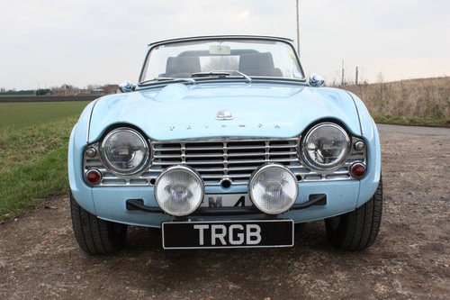 TR4 1963 POWDER BLUE WITH OVERDRIVE For Sale