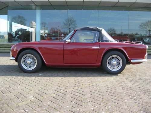 1963 Triumph TR4  € 27.900 In vendita
