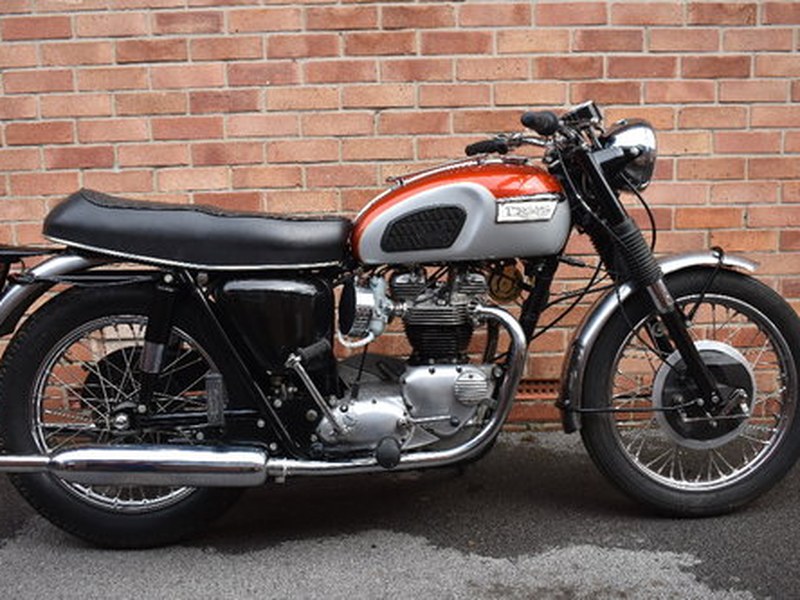 Lot 9 - A 1969 Triumph Bonneville - 02/05/18