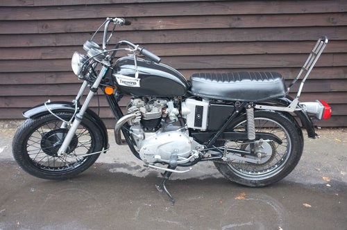Triumph T120 R Bonneville 1972 BARN FIND *A MUST SEE* SOLD