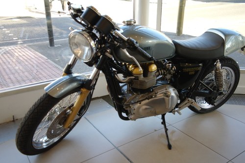 2003 Thruxtonised almost to perfection, upgraded by enthusiast VENDUTO