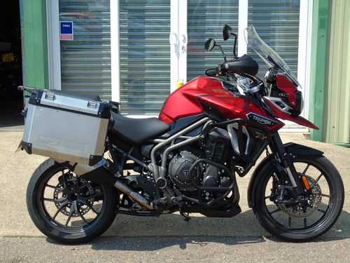 2016 Triumph Tiger Explorer XRT 1215cc, Only 12620 Miles From New En Venta