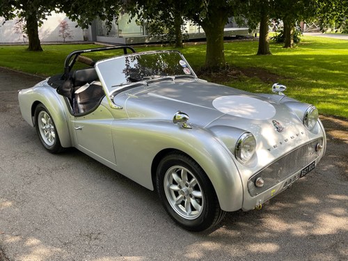 1958 Triumph TR3a - Beautifully restored by Jennings Engineering In vendita