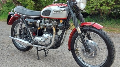 ANY CLASSIC TRIUMPH WANTED. TOP PRICES PAID!!