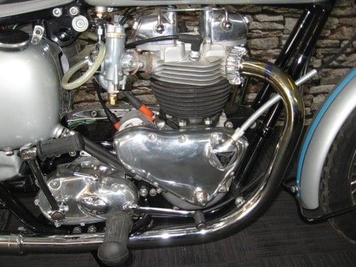 1961 Triumph Bonneville T120 - 9
