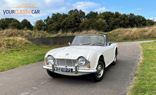 1964 Body off restored TR4 value report €29K For Sale
