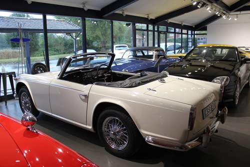 1966 Triumph Tr4a for sale *Best available freshly restored* In vendita