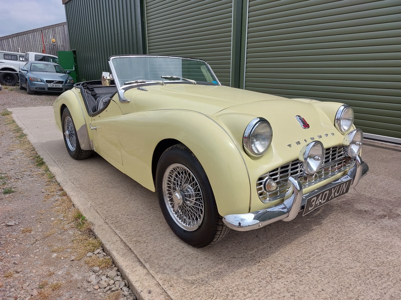1960 Triumph TR3A, excellent condition