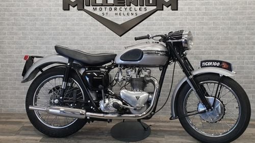 Picture of 1954 TRIUMPH T100 matching VIN and engine numberS - For Sale