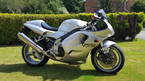1999 Triumph Daytona 955i For Sale