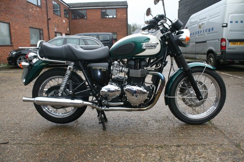 TRIUMPH BONNEVILLE T100 2009 En Venta