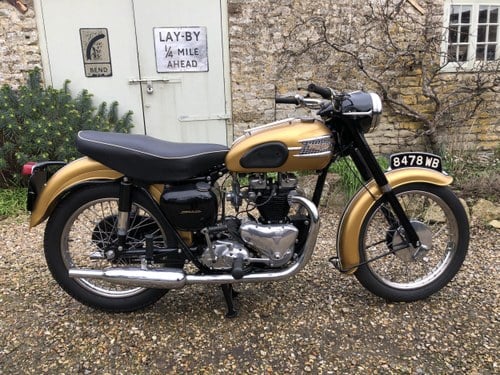 1958 Triumph Thunderbird 09/03/2022 À venda em leilão