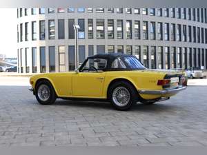 1973 A vibrant Mimosa Yellow Triumph TR6 in cracking condition For Sale (picture 4 of 11)