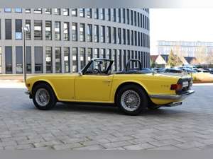 1973 A vibrant Mimosa Yellow Triumph TR6 in cracking condition For Sale (picture 10 of 11)