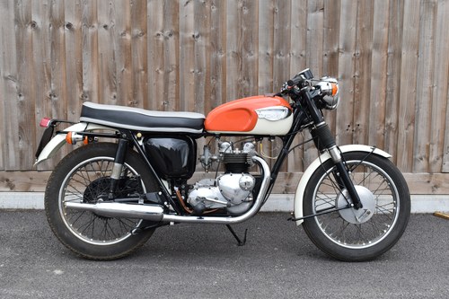 1964 Triumph T90 350cc twin Zu verkaufen durch Auktion