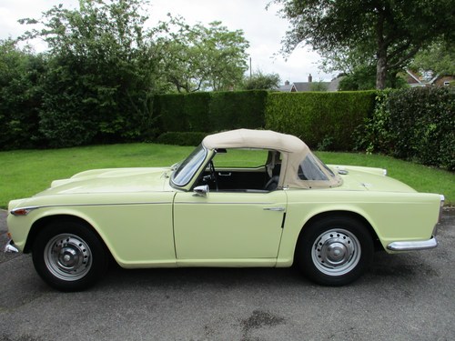 1966 Triumph TR4A For Sale