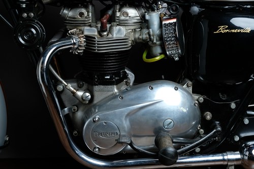 1969 Triumph Bonneville 650 - 3