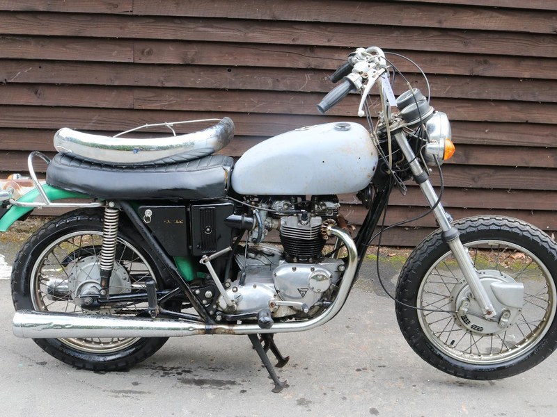 Triumph Bonneville T120R 1971 All complete and Original bar