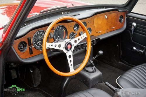 1968 Triumph TR5 - 3