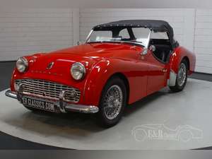 Triumph TR3A | Body-off restored | History known | 1960 For Sale (picture 5 of 8)