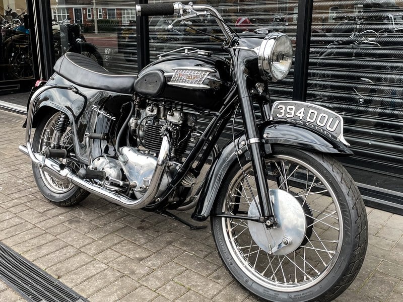 1962 TRIUMPH THUNDERBIRD 650 * MATCHING NUMBERS * BATHTUB *