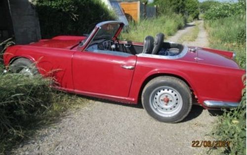 1963 Triumph TR4 - Fiat 2l. twin-cam engine fitted (picture 1 of 25)