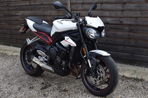 Triumph Street Triple 765 R (2 owners, 5000 miles) 2017 17 SOLD