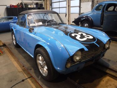 Picture of Triumph TR4 1962 including Surrey top! - For Sale