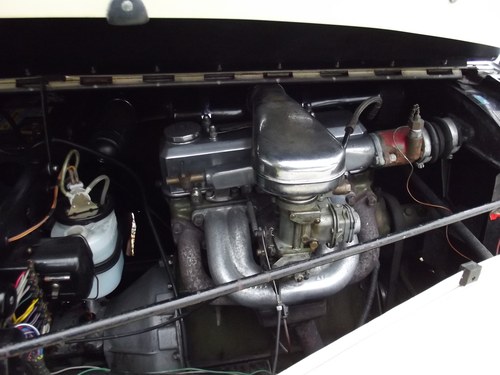 1948 Triumph Roadster - 5