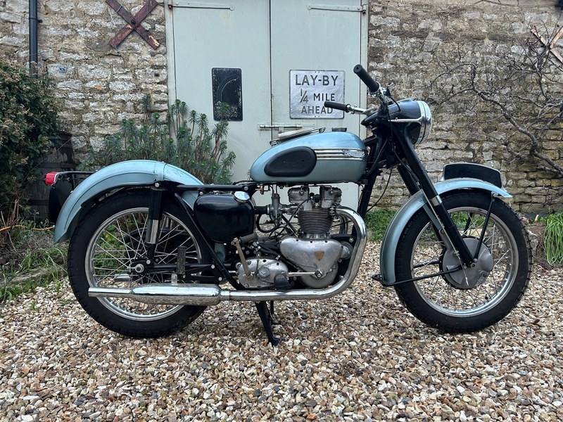 1954 Triumph Thunderbird 30/03/2023