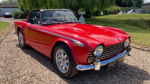 Picture of 1968 Triumph TR5 Signal Red with Overdrive - For Sale