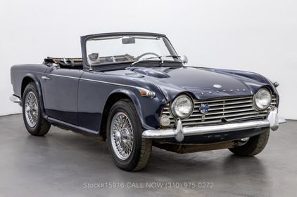 Picture of 1967 Triumph TR4A IRS Roadster